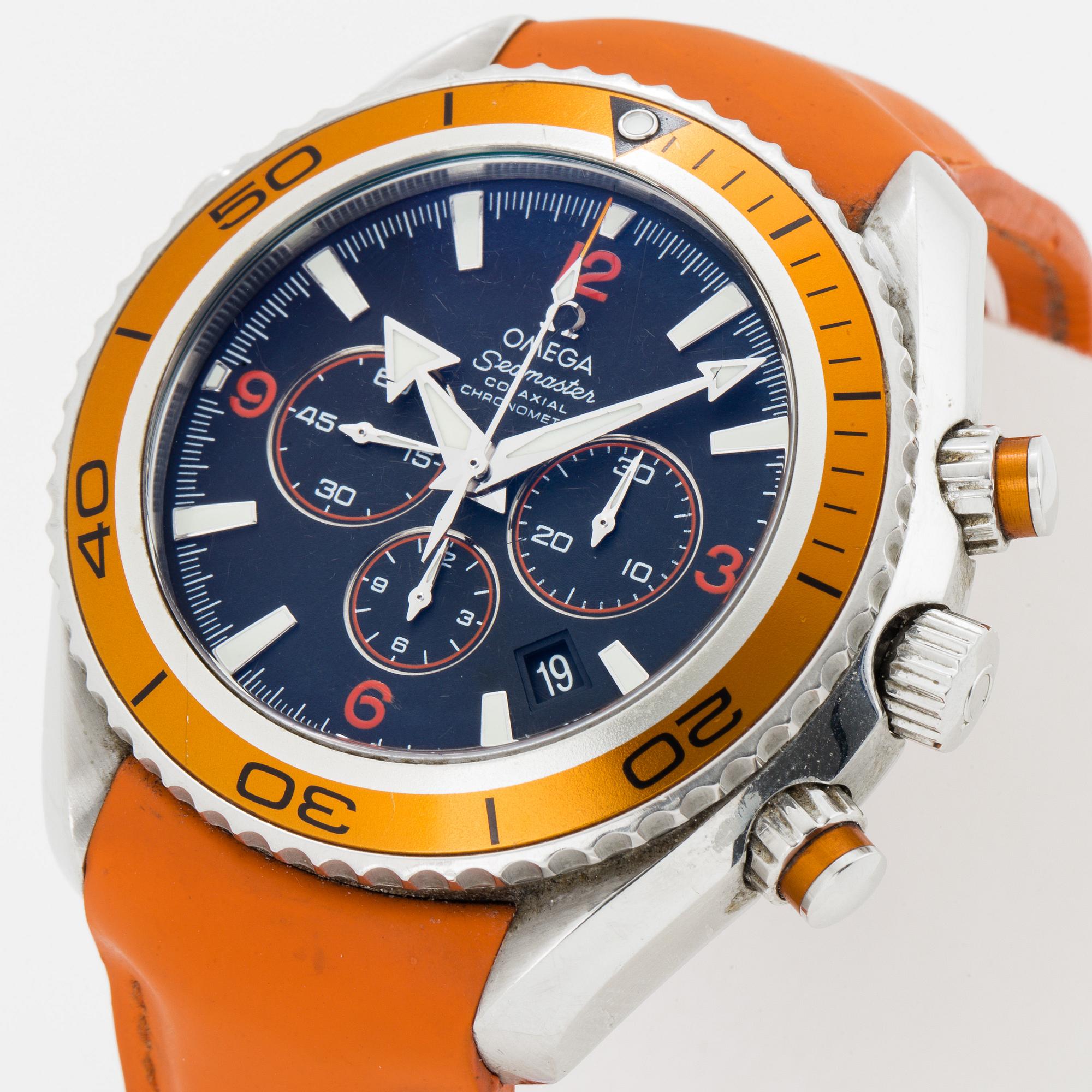 OMEGA Seamaster Professional 600m 2000ft Planet Ocean Chronometer wristwatch chronograph 45 mm. Bukowskis