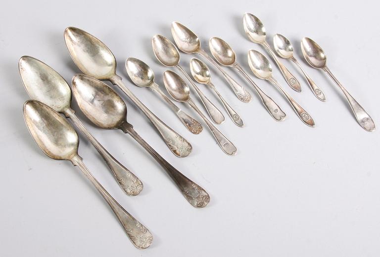 PARTI SILVER, 14 delar. Bla 1800-tal.
