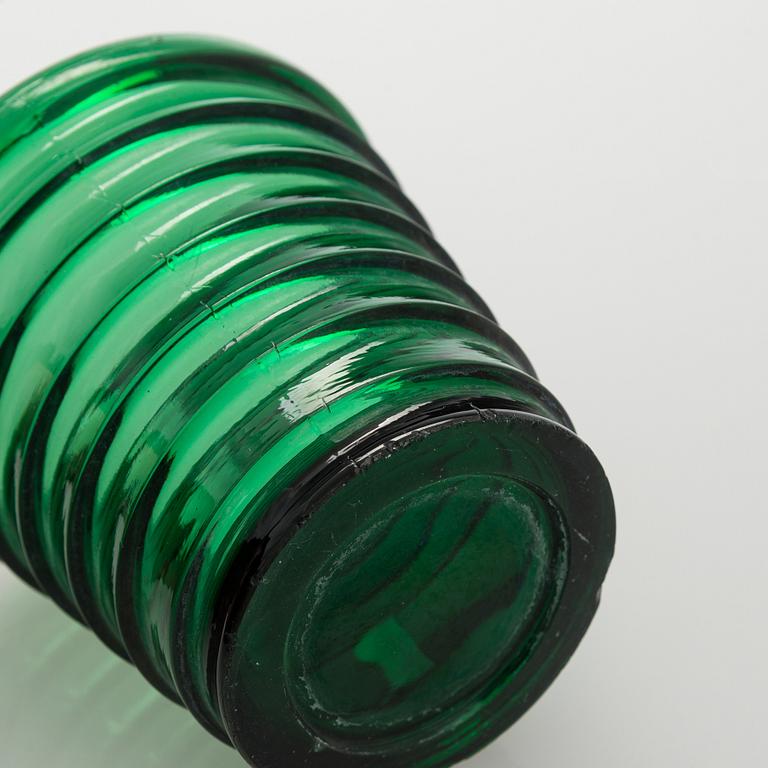 Aino Aalto, drinking glasses, 4 pcs, model 4052, and plate 'Bölgeblick', Karhula Glassworks, 1930s.