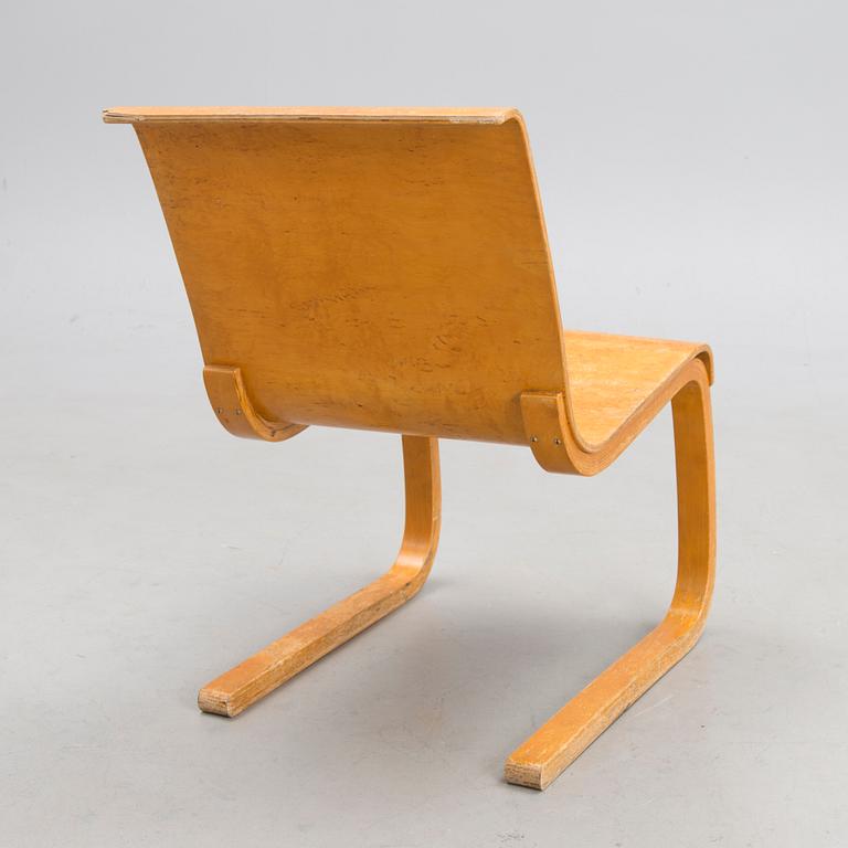 A 1930's chair model 22 for O.Y. Huonekalu-ja Rakennustyötehdas A.B.