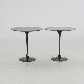 EERO SAARINEN, bord, ett par, "Tulip".