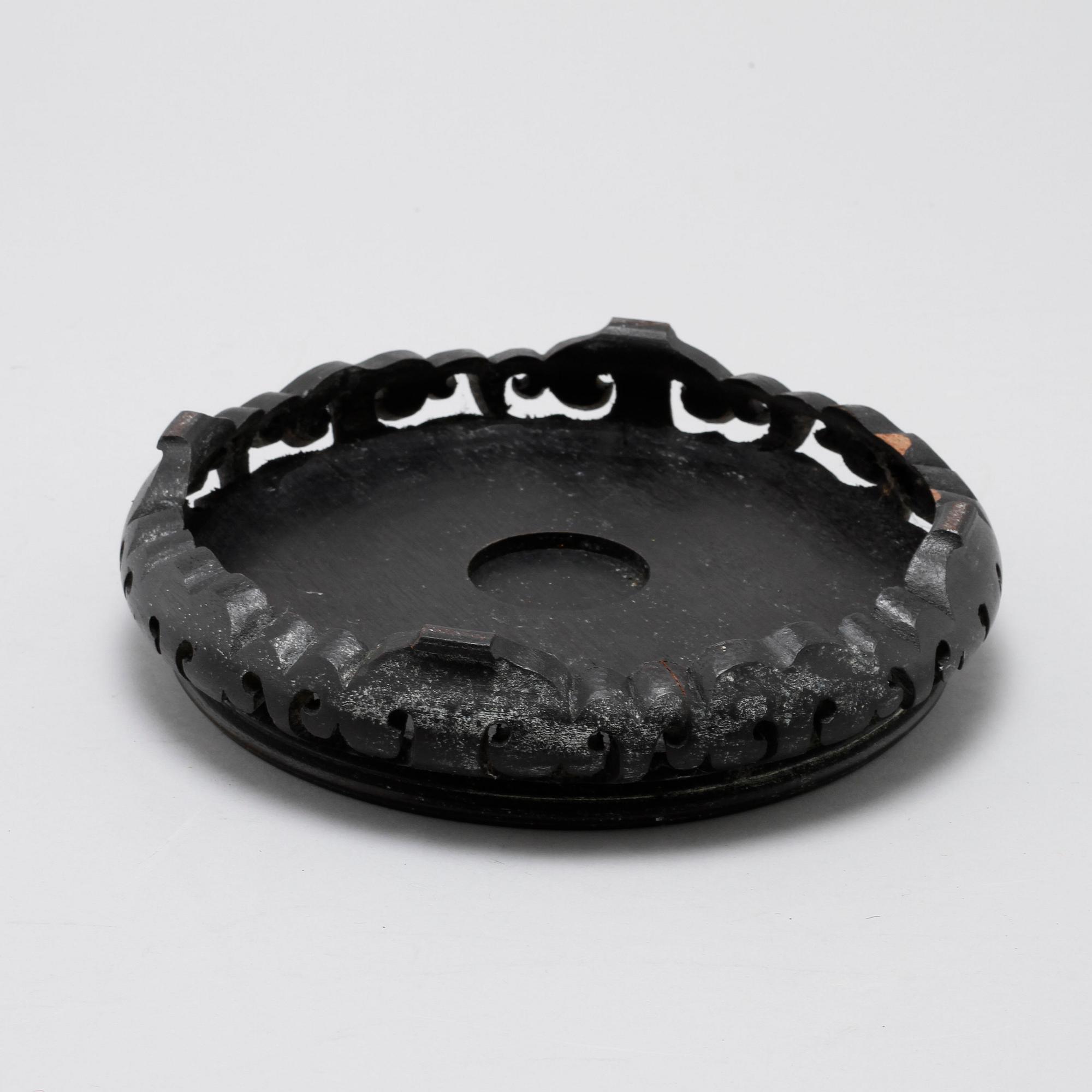 LOCKURNA, porslin, Kina, sent 1800-tal.