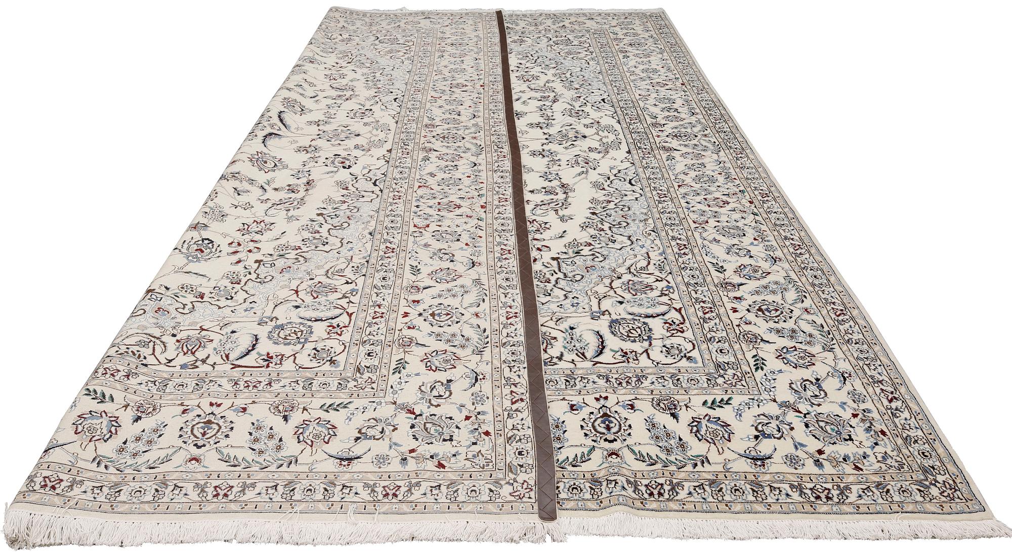 Matta, Nain, s.k. 9 LAA part silk, ca 437 x 307 cm.