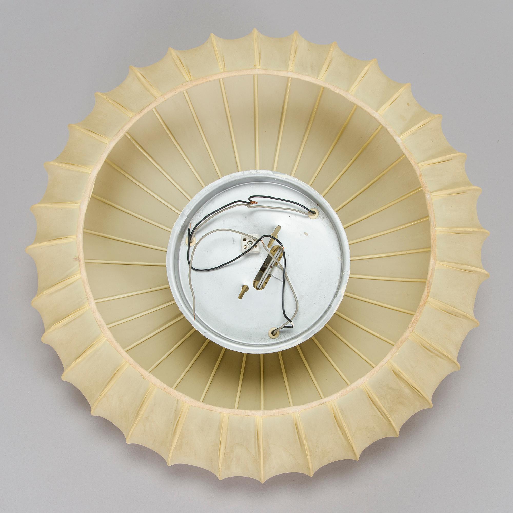 Paavo Tynell, A mid 20th century ceiling lamp for Idman.