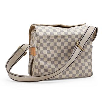 400. LOUIS VUITTON, a Damier Azur canvas bag.