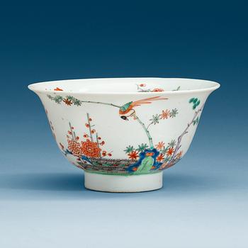 A Kakiemon bowl, Qing dynasty, early 18th Century.