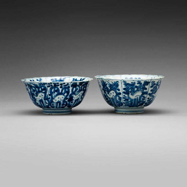 Two blue and white bowls, Ming dynasty, Wanli (1573-1612).