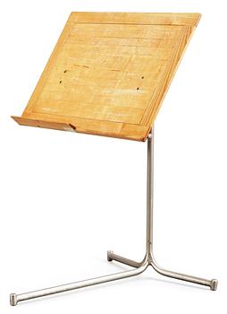 A Bruno Mathsson birch reading table by Karl Mathsson, Värnamo 1940's.