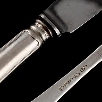 BESTICK, 18 delar, silver, "Chippendale" GAB, Stockholm 1934 - 1938. Vikt 738 g inkl stålblad.