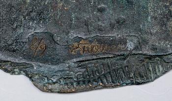 PETER TILLBERG, brons, signerad och numrerad 8/9.