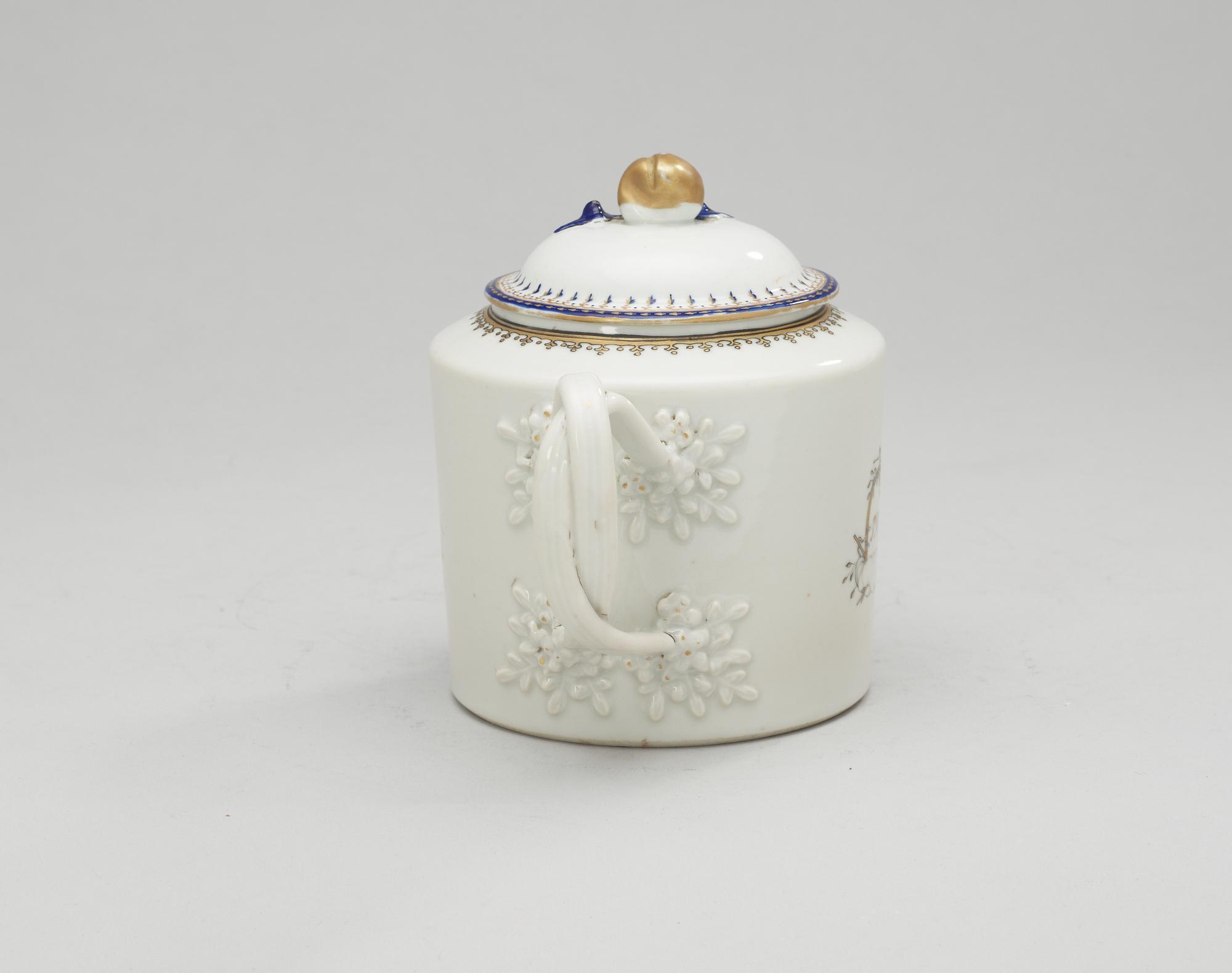 TESERVISDELAR, 5 st, kompaniporslin. Qing dynastin, Jiaqing (1796-1820).