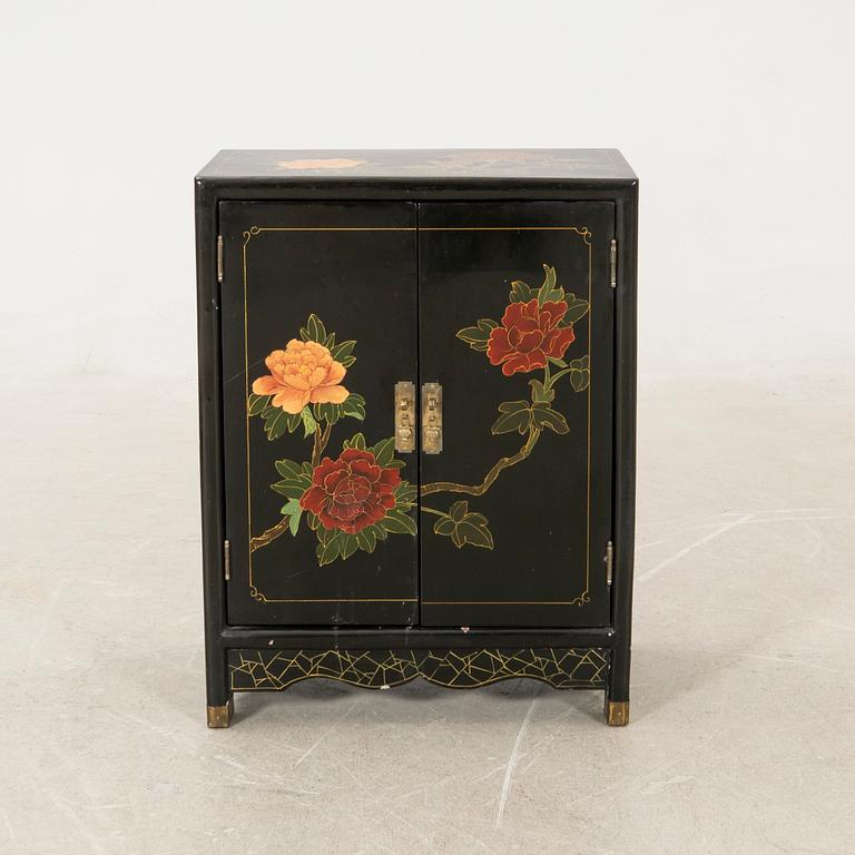 Cabinet China 20th century.