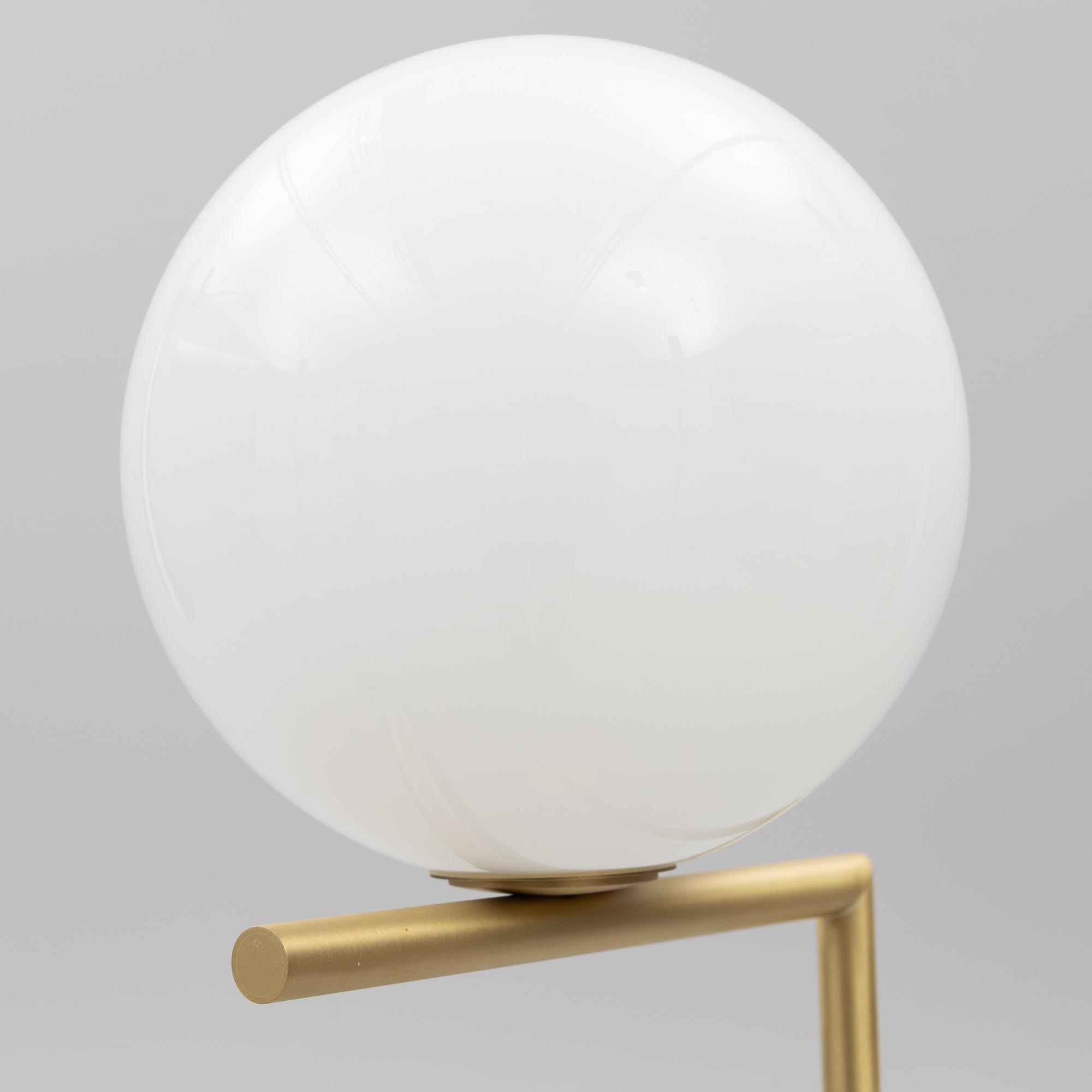 Michael Anastassiades, Floor lamp, IC Lights F1, Flos, Italy.