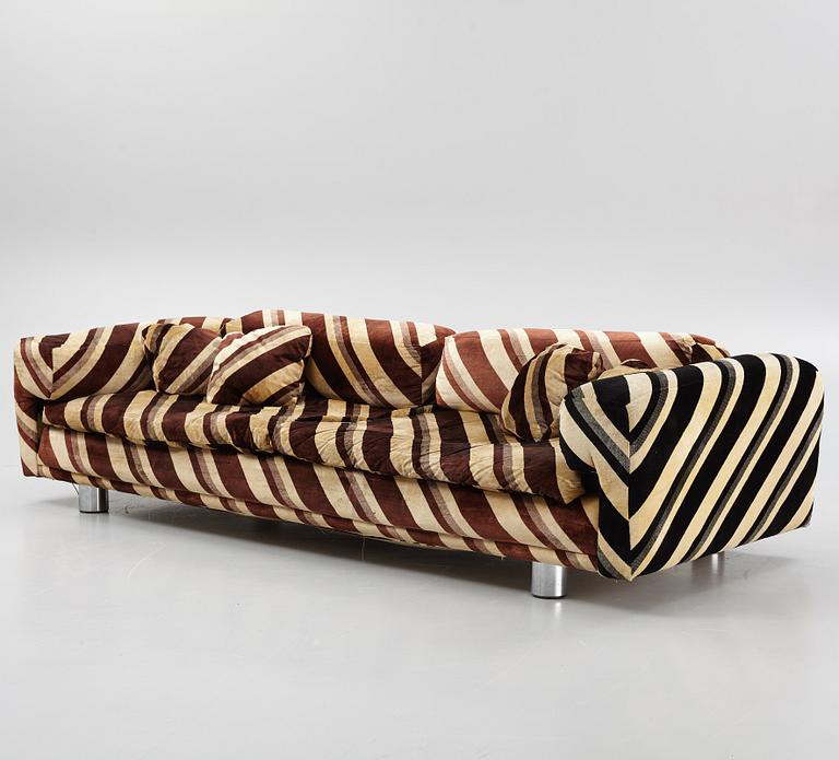 John Homes, soffa, Diplomat, HK Furniture, England 1970-tal.