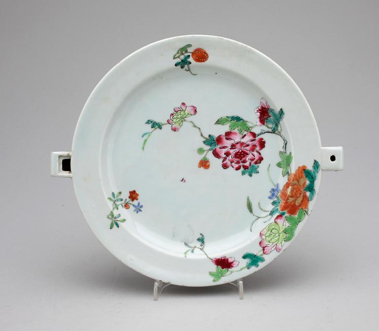 VÄRMEFAT, porslin, Kina, Qianlong, 1700-tal.