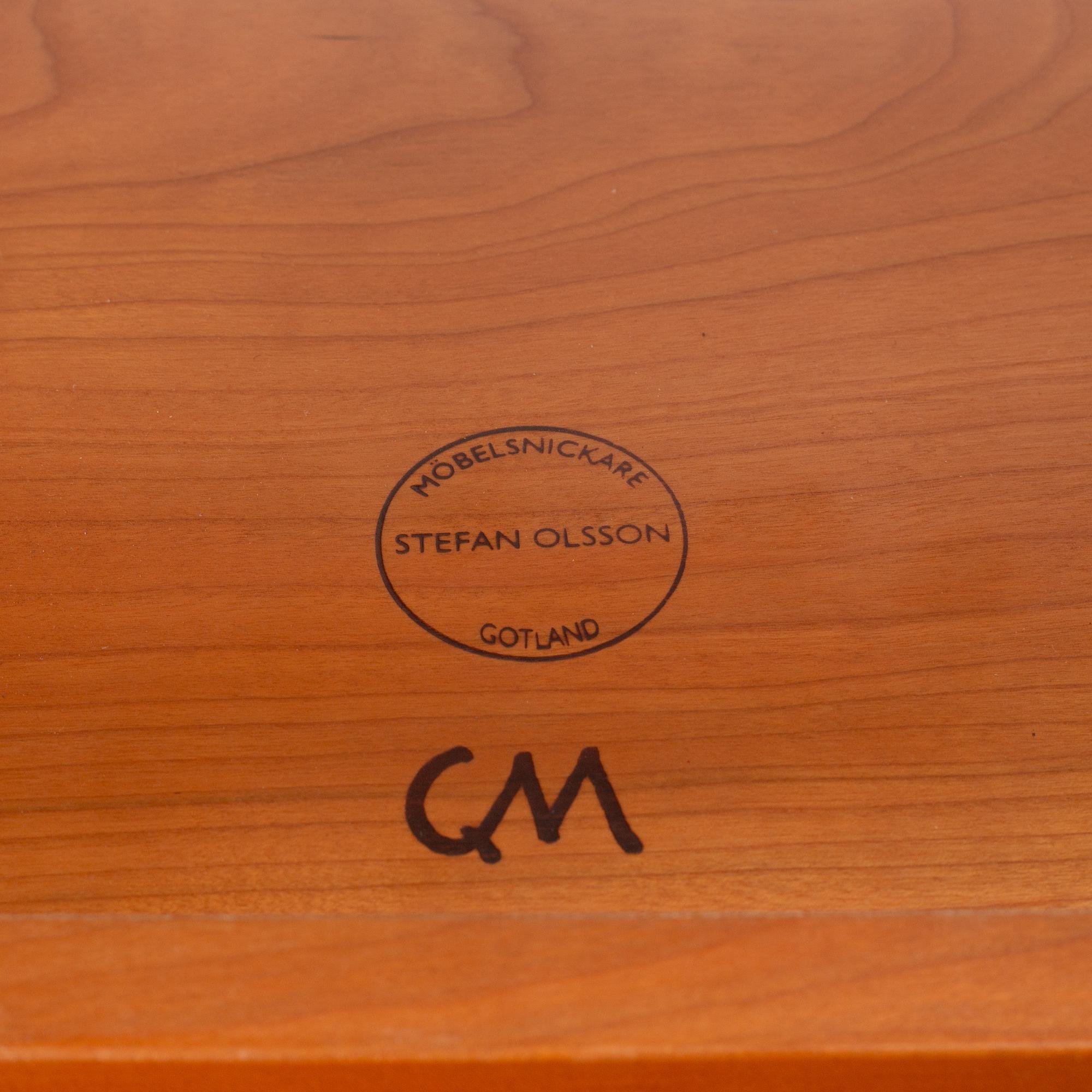 Carl Malmsten, bedside tables, a pair, master carpenter Stefan Olsson, Gotland.