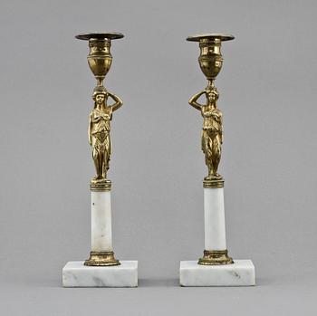 LJUSSTAKAR, ett par, empirestil, 1900-talets första del.