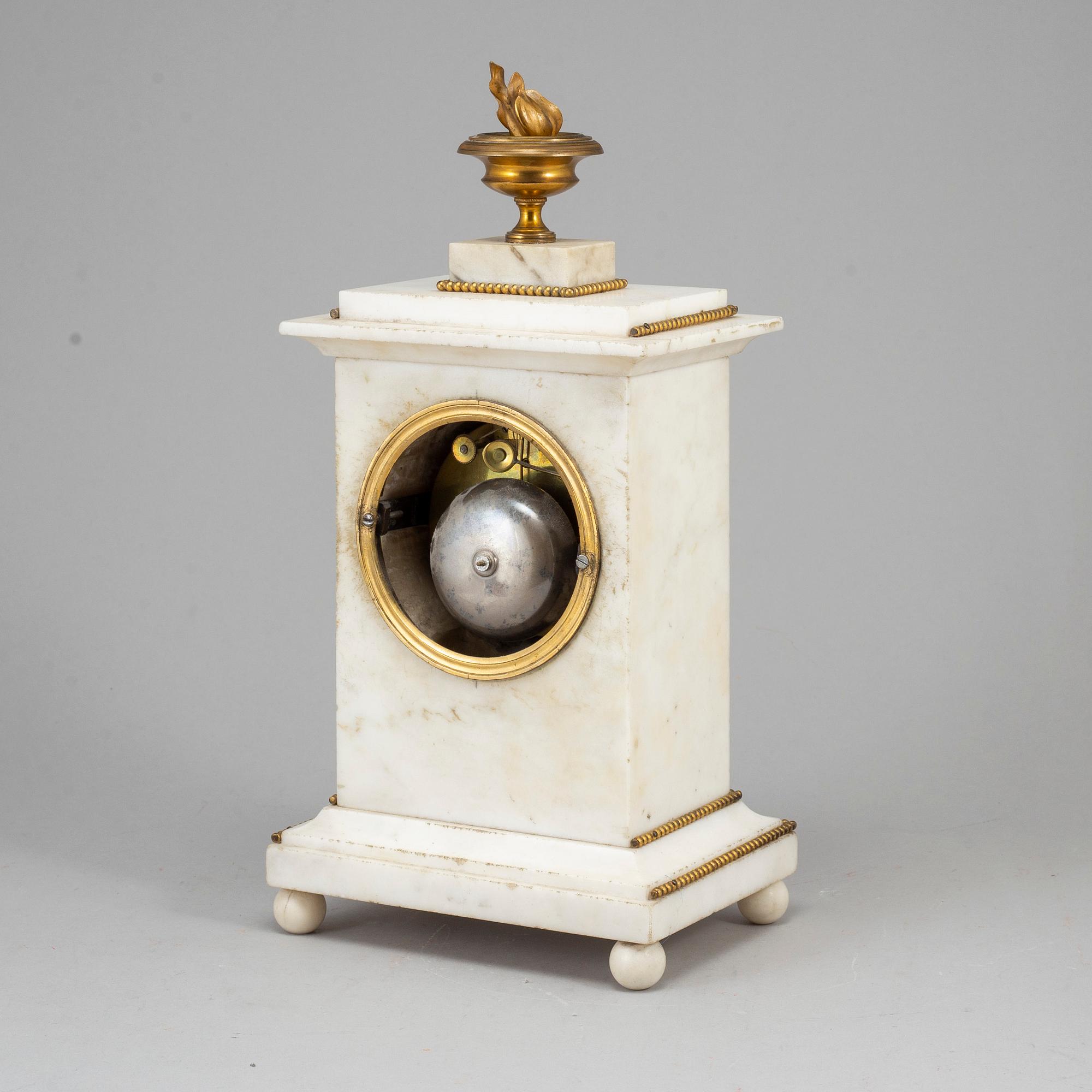 BORDSPENDYL, Empire, tidigt 1800-tal.