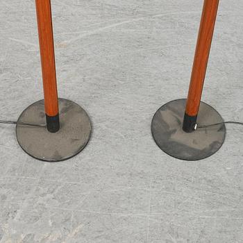 A pair of late 20th Century floor lights.