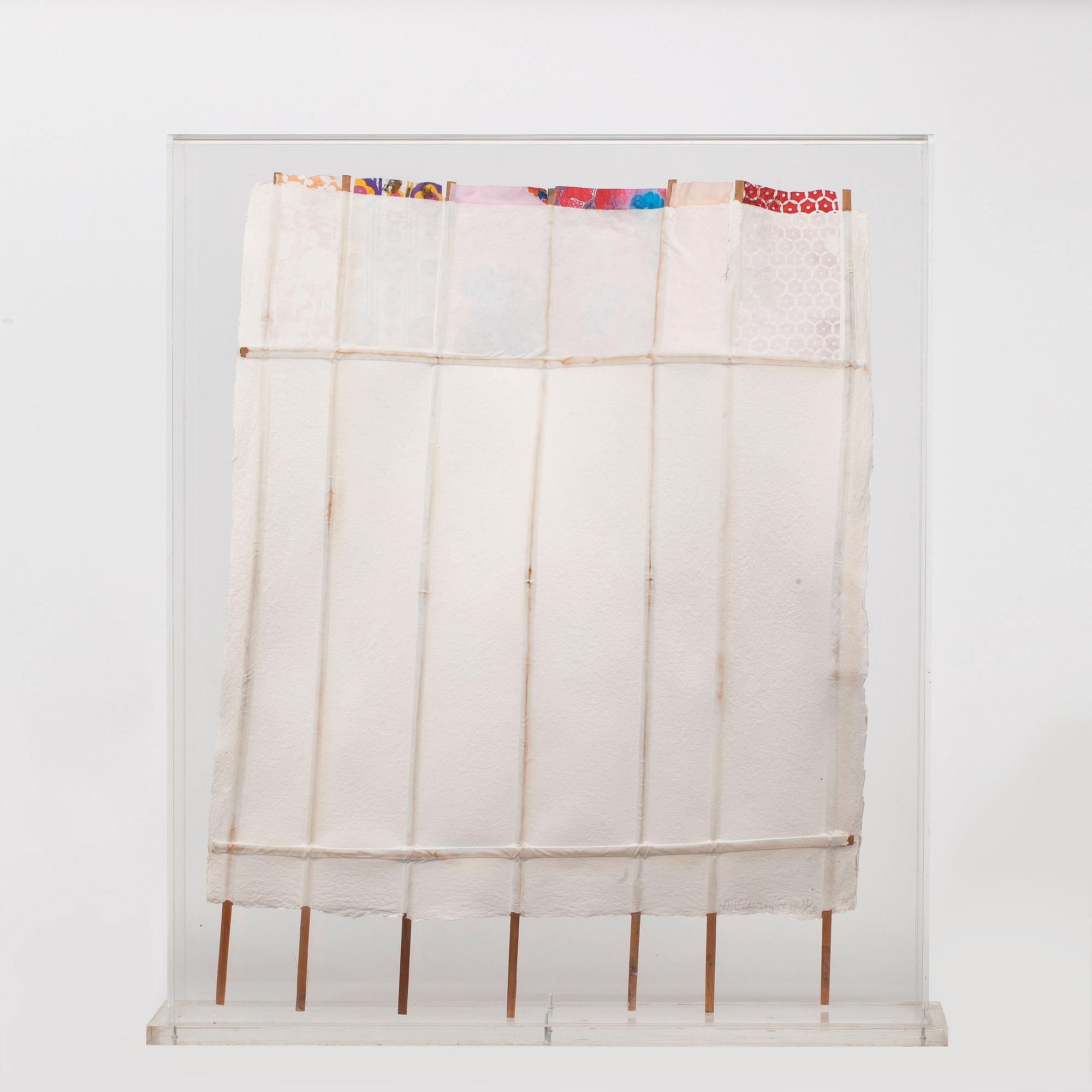 ROBERT RAUSCHENBERG, multipel. Handgjort papper, bambu och tyg, 1975, signerad med blyerts 17/28.