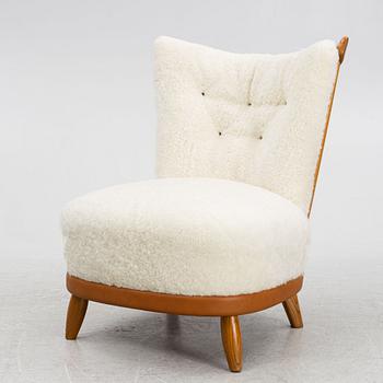 A mid-20th Century armchair.