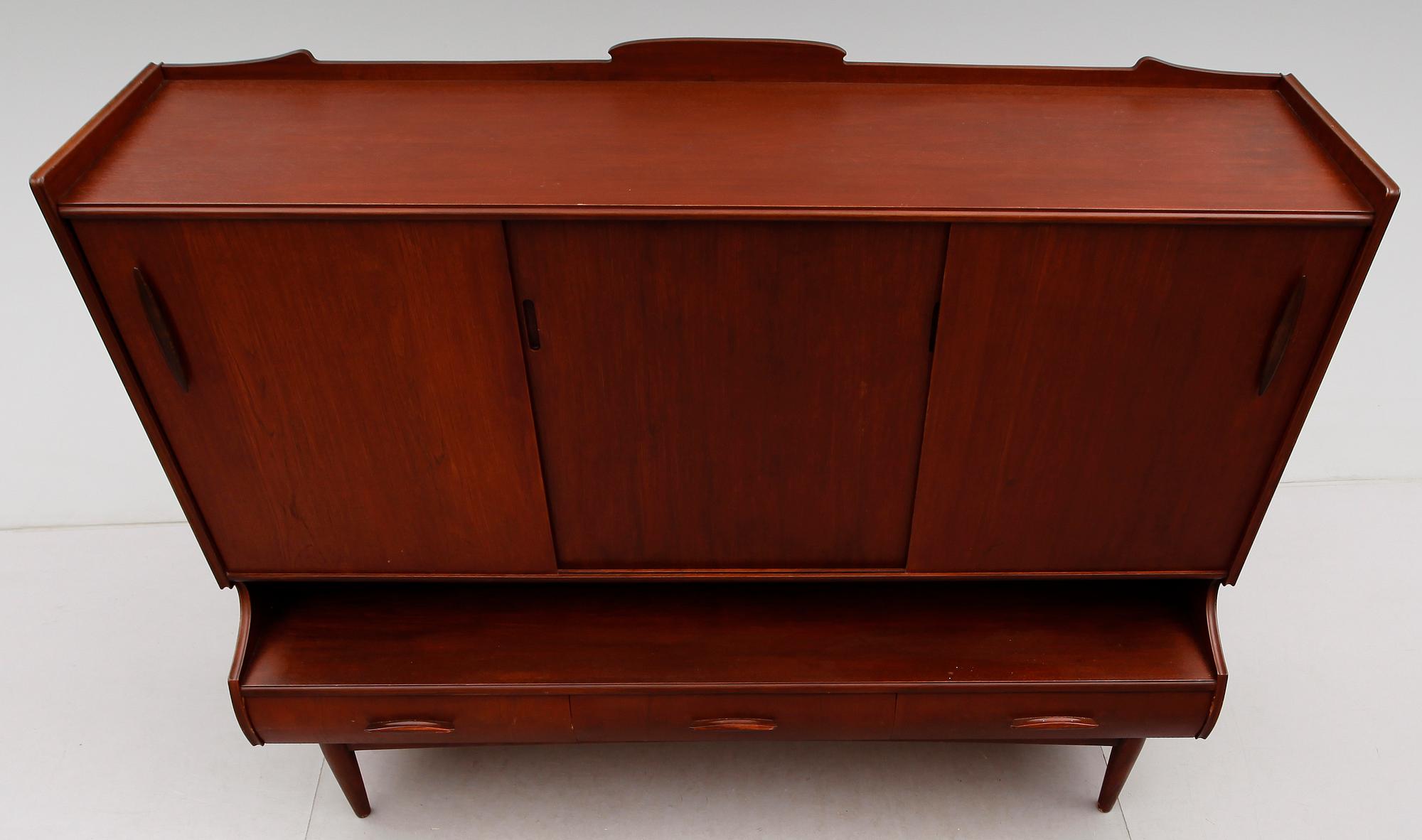 SIDEBOARD, 1900-talets andra hälft.