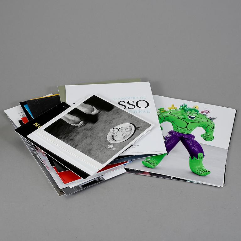 INVITATIONCARDS / INBJUDNINGSKORT, 30 st, mellan 2009-2014, mestadels från Gagosian Gallery.