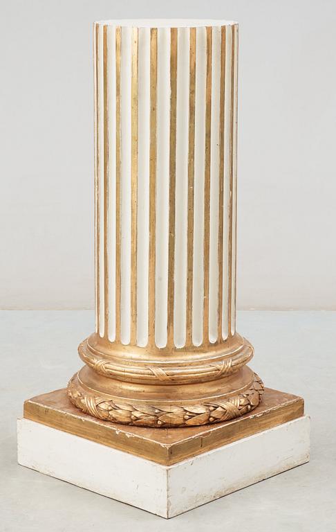 A Gustavian late 18th century column.