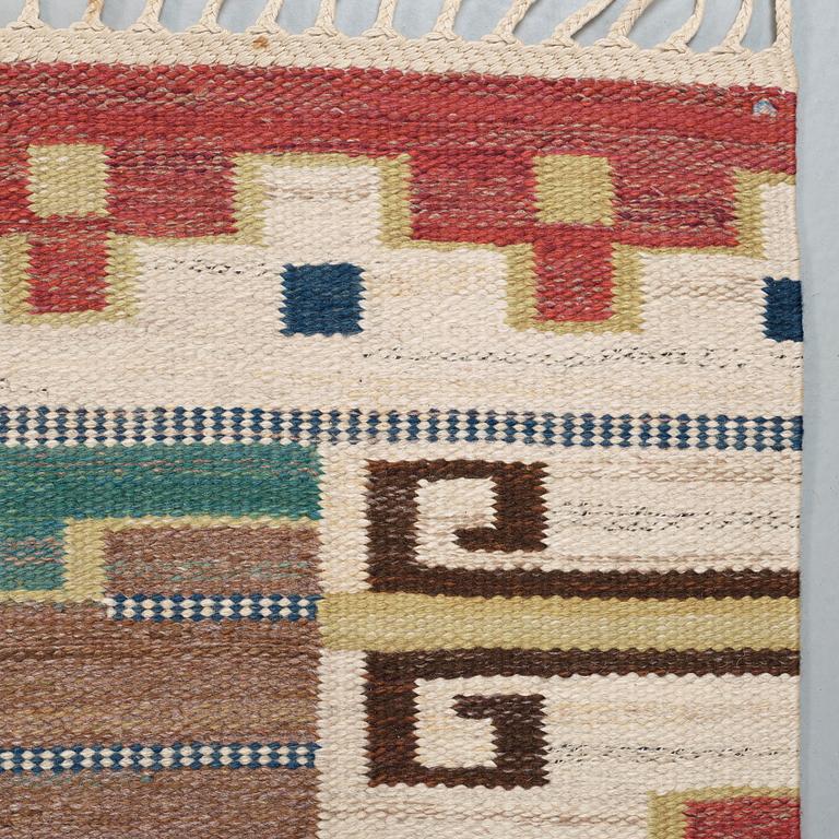 CARPET. "Blå heden". Flat weave. 358,5 x 252 cm. Signed AB MMF.