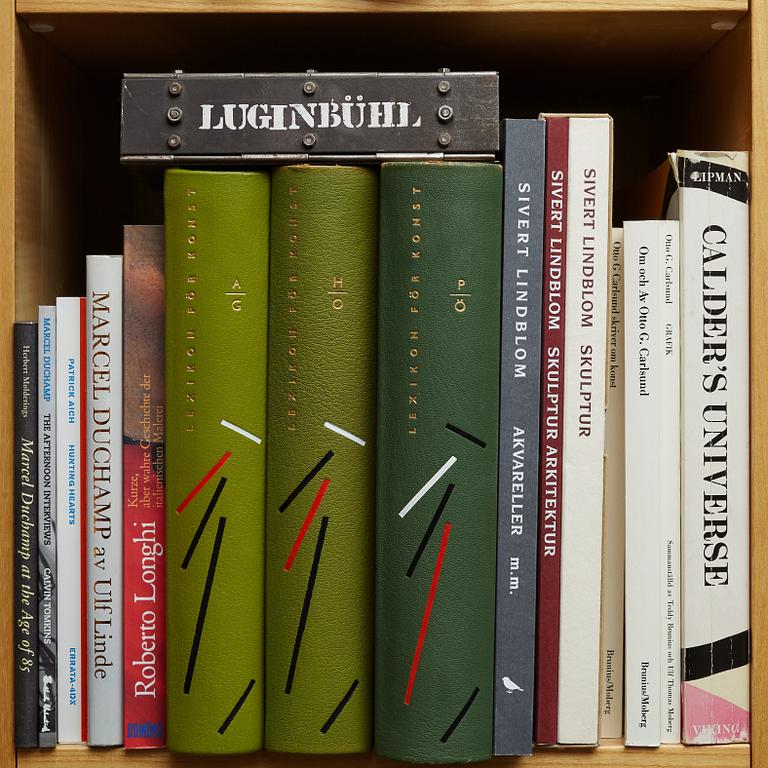 Björn Springfeldt's art library.