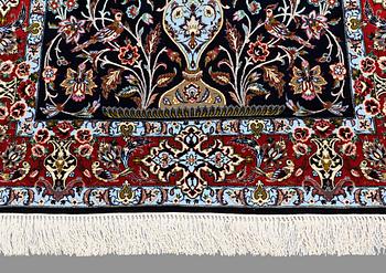 MATTA, Figural Isfahan, part silk, 167 x 110 cm.