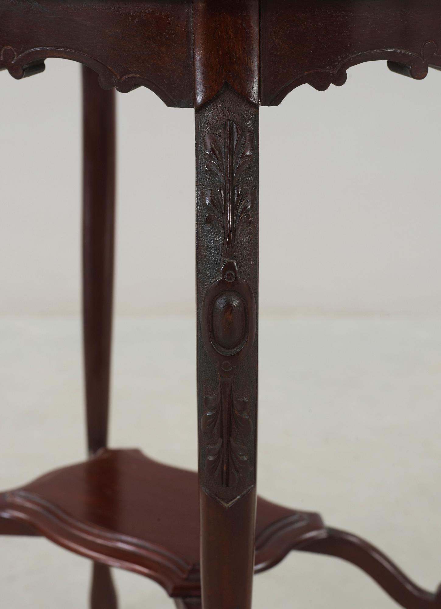 SIDOBORD, England, nyrokoko, 1800-tal.