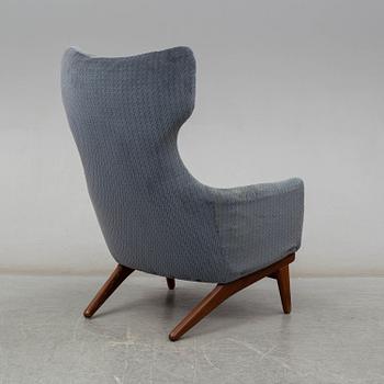 POUL VOLTHER, a 'Korall 110/4' easy cahir from Gemla Fabrikar AB, Diö.