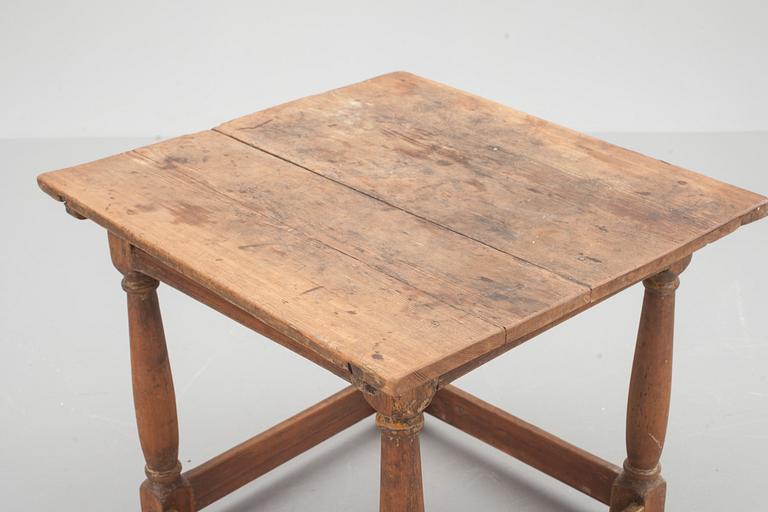 BORD, senbarock, 1700-tal.