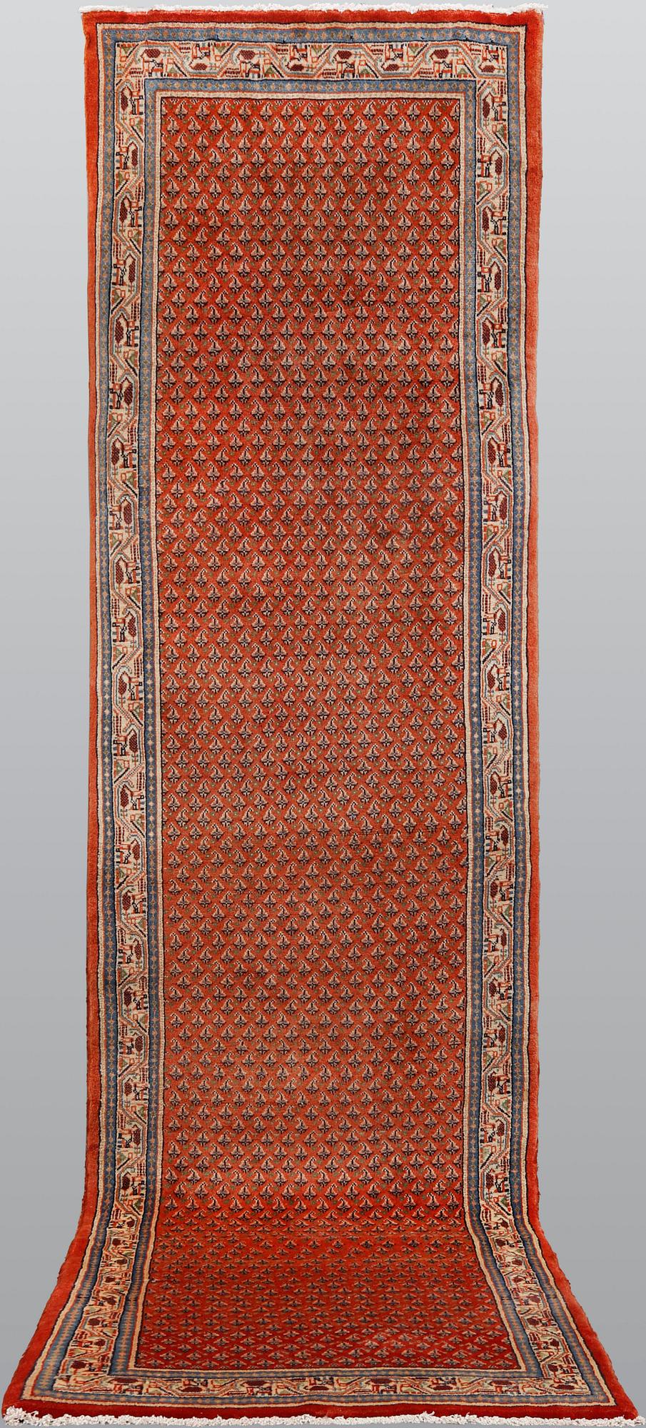 A Sarouk - Mir runner, ca 305 x 82 cm.