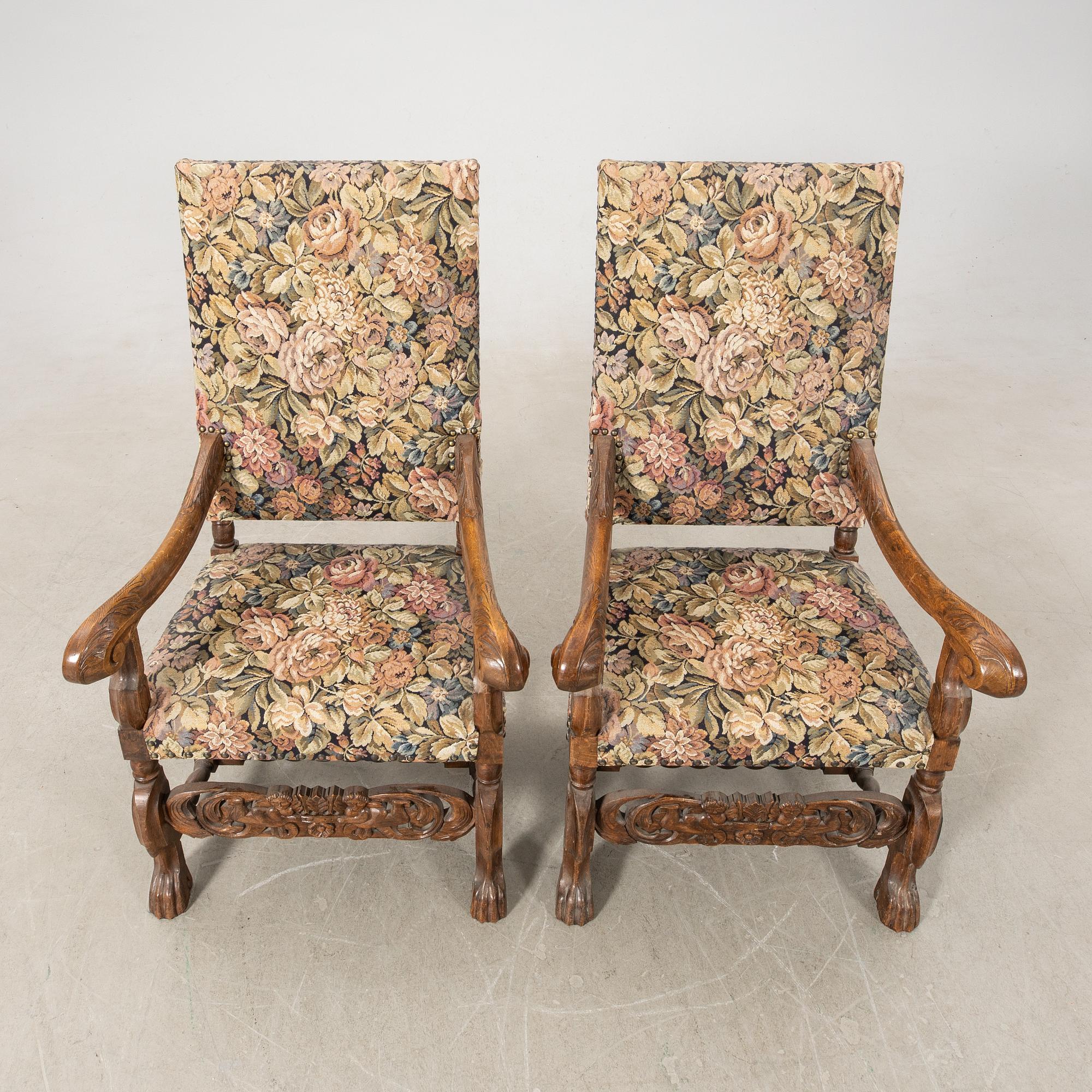 Karmstolar ett par Barock-stil 1900-talets första hälft.