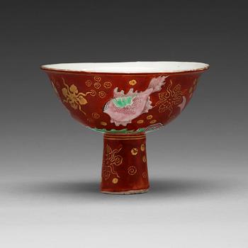 187. An enamelled stemcup, Qing dynasty, 18th Century.