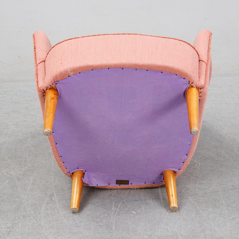 A 'Samspel' lounge chair by Carl Malmsten, second half of the 20th Century.