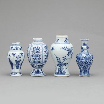 TEDOSOR, 4 st. Porslin. Kina. 1700-tal.