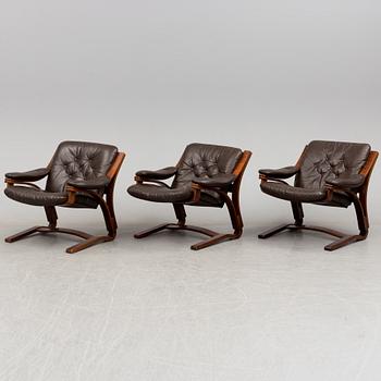 Three easy chairs and table, 1960-/70´s.