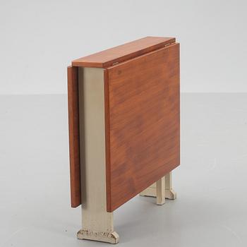 SLAGBORD, "Vapensmeden", Carl Malmsten. Modellen formgiven 1949.