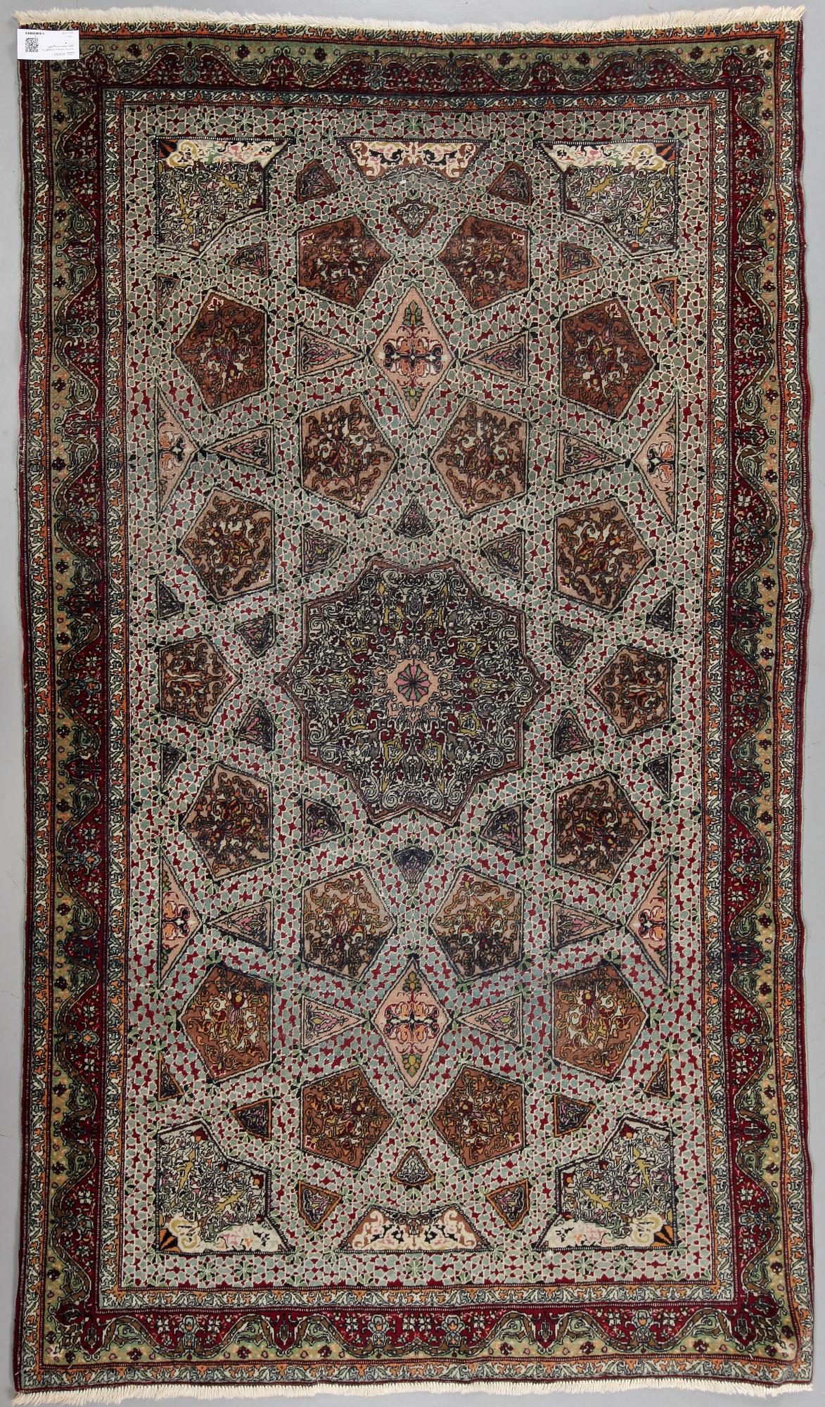 MATTA, Isfahan, 221x133 cm, 1900-talets första hälft.