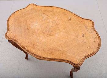 BORD, rokokostil, 1900-talets första hälft.