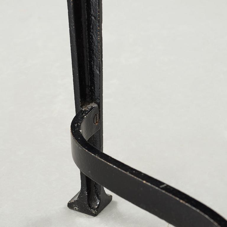 Folke Bensow, a cast iron table "Trädgårdsmöbeln Näfverqvarns n:r 10" by Näfveqvarns Bruk.