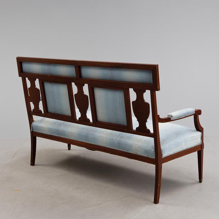 SOFFA, empirestil, 1900-talets början.