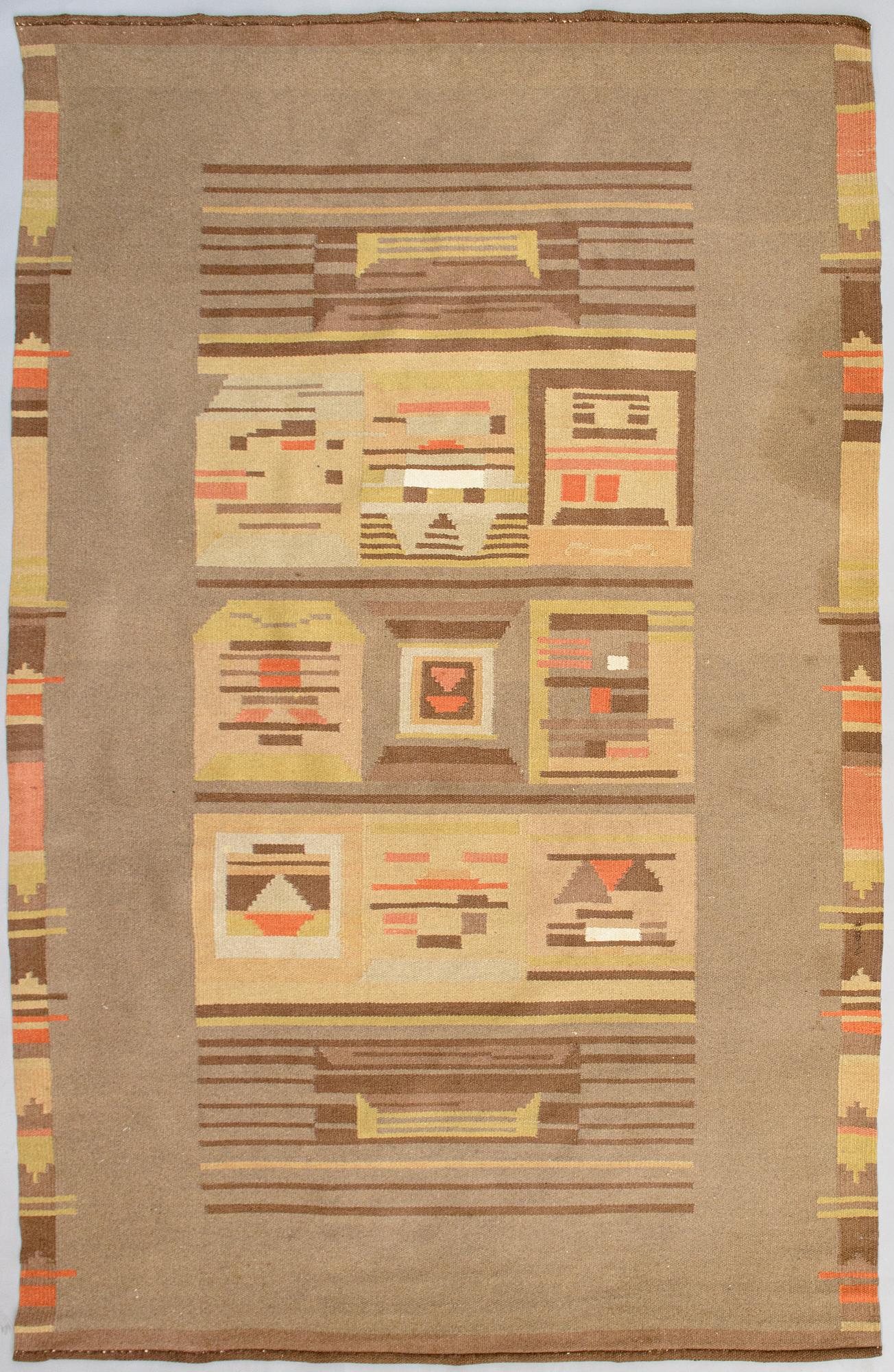 A 1930s Finnish flat weave carpet. Circa 300x190 cm.