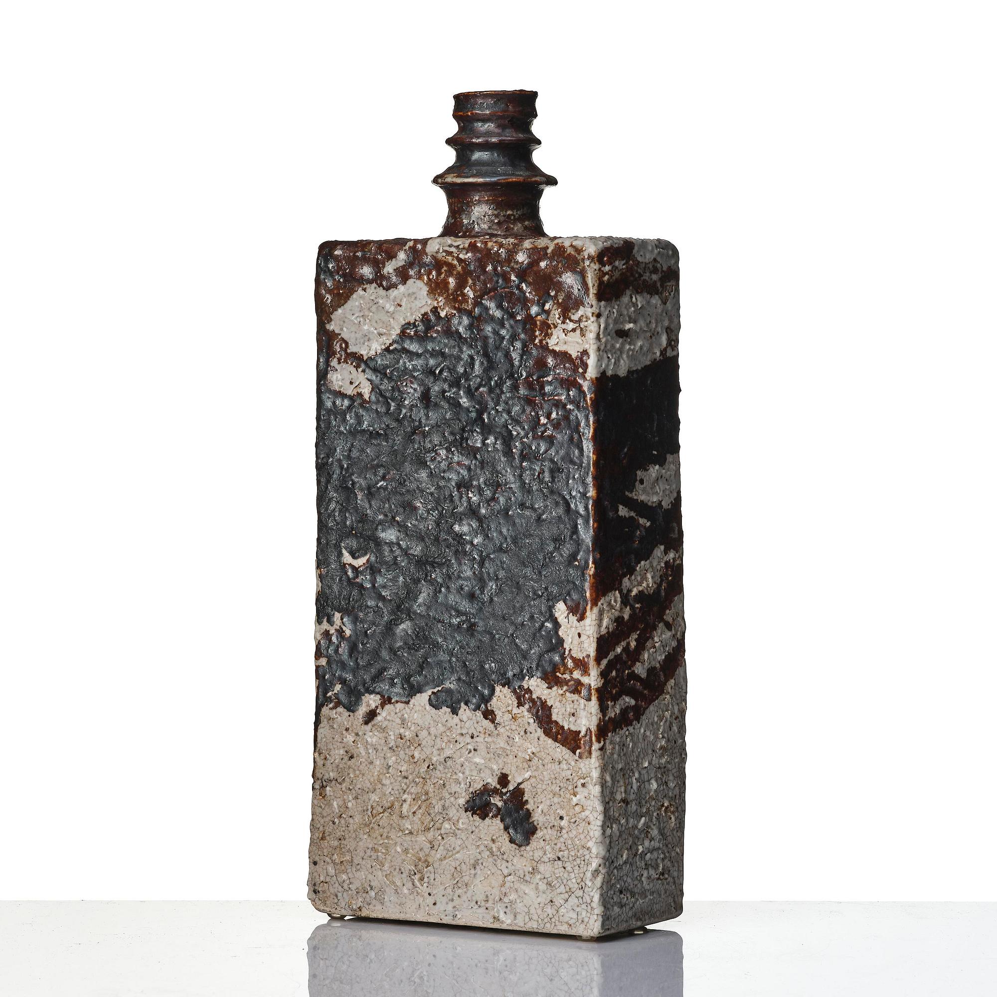 Annikki Hovisaari, a stoneware vase, Arabia, Finland.