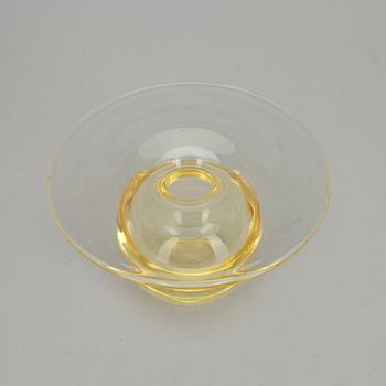 KONSTGLAS, signerat Nanny Still Riihimäen Lasi OY.