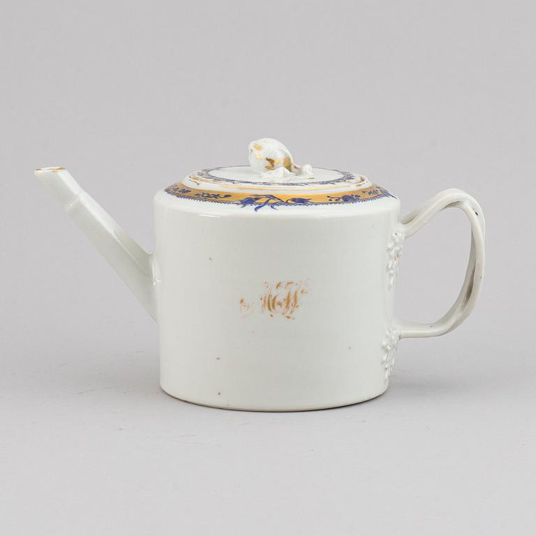 TEKANNA med LOCK, kompaniporslin. Qingdynastin, Jiaqing (1796-1822).