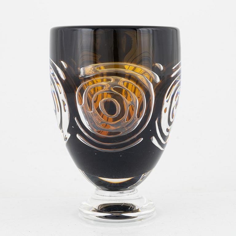 Jan Johansson, an 'Ariel' vase, numbered 13/30, Orrefors Studio, 2001.